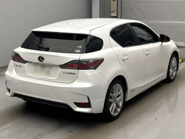 Lexus CT — фото 2