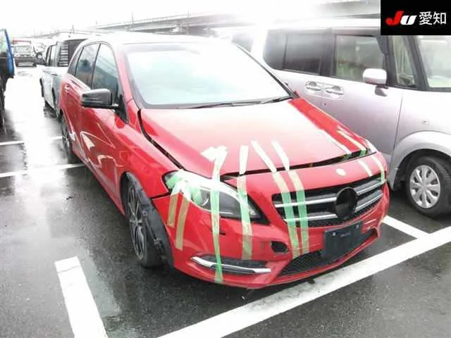 Mercedes-Benz B CLASS
