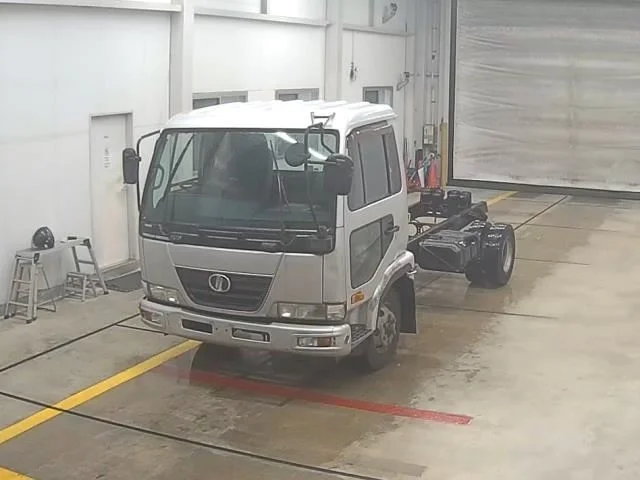 Nissan CONDOR