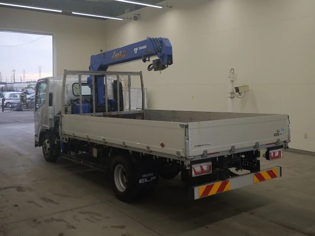 Isuzu ELF — фото 2