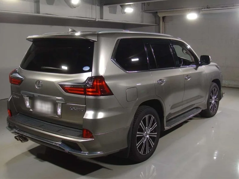 Lexus LX — фото 2