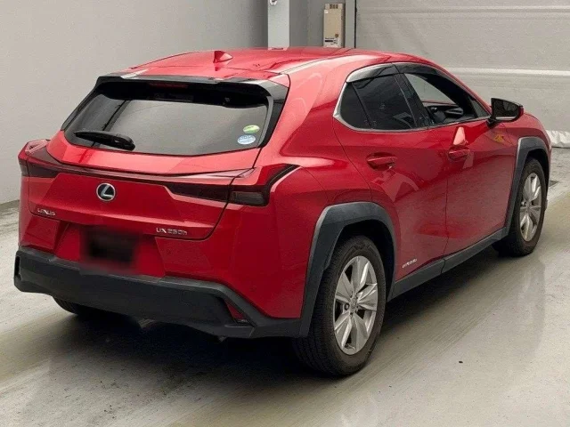 Lexus UX — фото 2