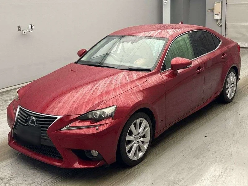 Lexus IS