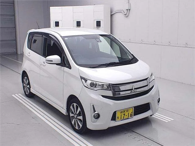 Mitsubishi EK CUSTOM — фото 1
