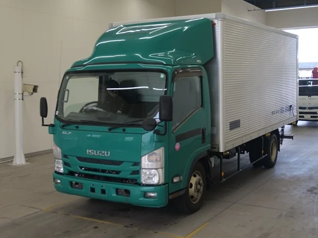 Isuzu ELF — фото 1