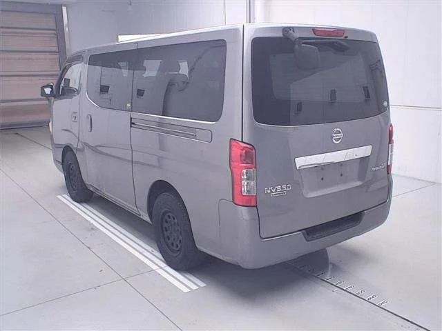 Nissan CARAVAN VAN — фото 2