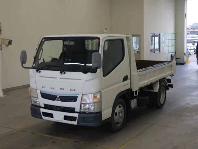 Mitsubishi CANTER — фото 1