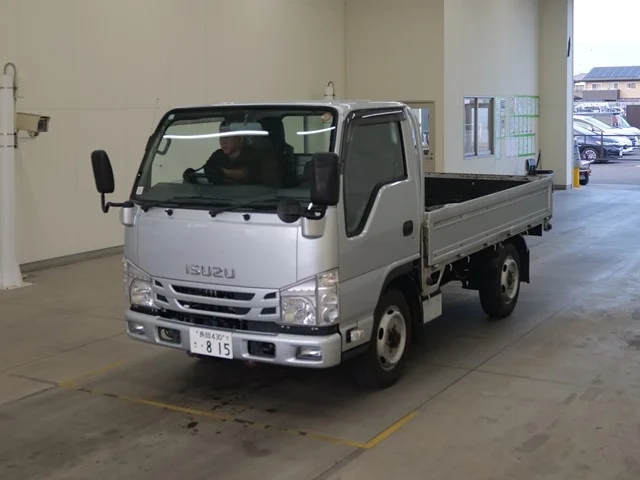 Isuzu ELF — фото 1