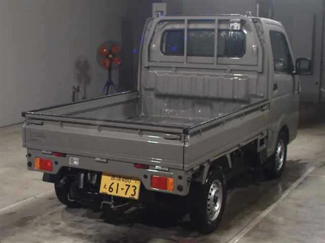 Nissan CLIPPER TRUCK — фото 2