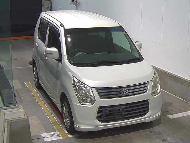 Suzuki WAGON R — фото 1
