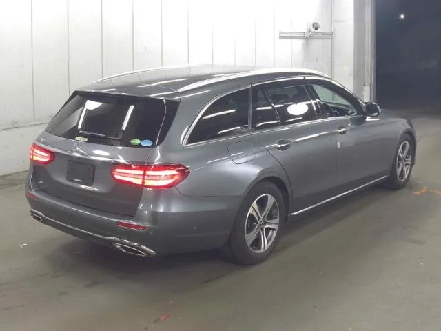 Mercedes-Benz E CLASS WAGON — фото 2