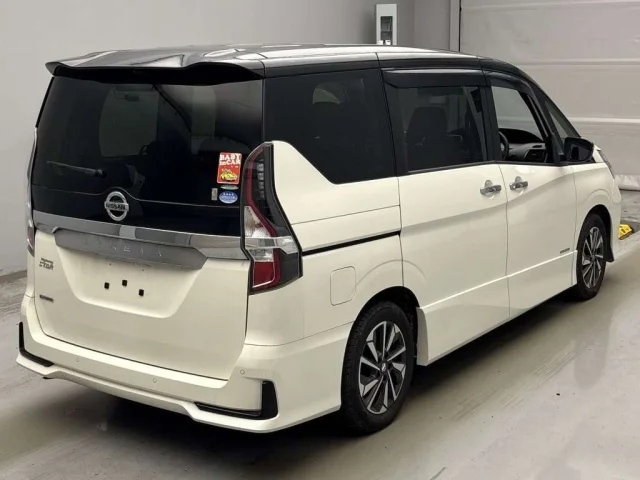 Nissan SERENA — фото 2