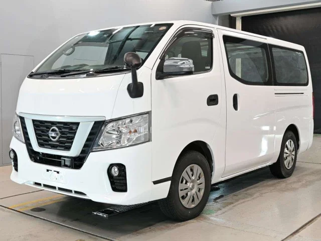 Nissan CARAVAN VAN — фото 1