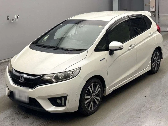 Honda FIT — фото 1