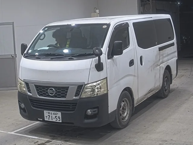 Nissan CARAVAN VAN — фото 1