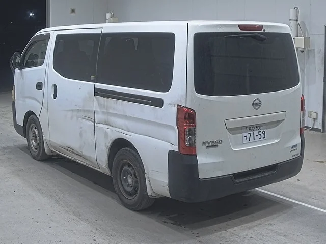 Nissan CARAVAN VAN — фото 2