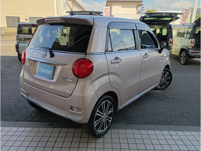 Daihatsu CAST — фото 2
