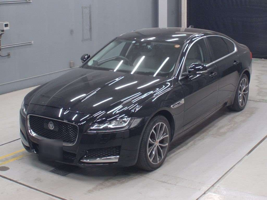 Jaguar XF SERIES