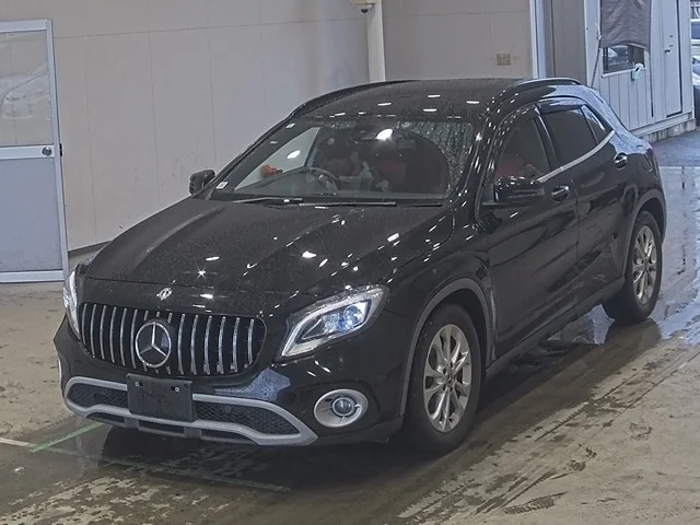 Mercedes-Benz GLA CLASS