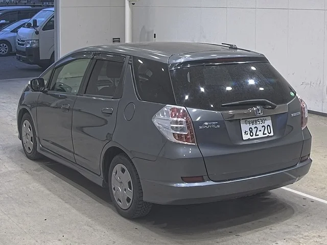 Honda FIT SHUTTLE — фото 2