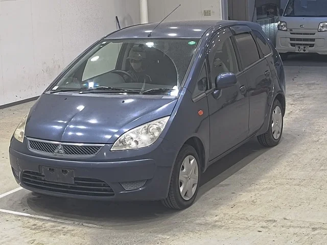 Mitsubishi COLT PLUS — фото 1
