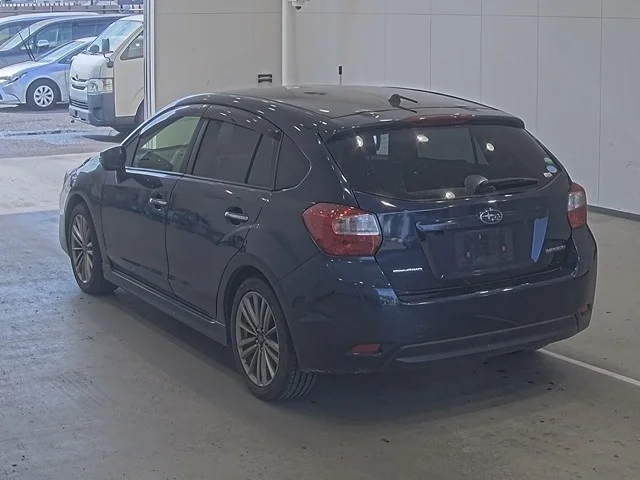 Subaru IMPREZA — фото 2