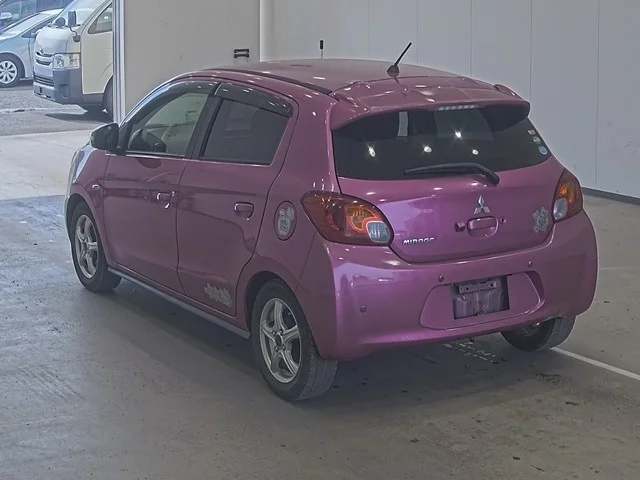 Mitsubishi MIRAGE — фото 2