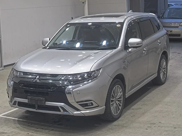 Mitsubishi OUTLANDER PHEV — фото 1