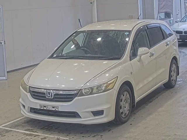 Honda STREAM — фото 1