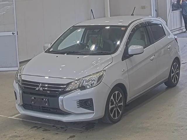 Mitsubishi MIRAGE — фото 1
