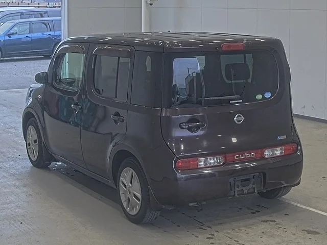 Nissan CUBE — фото 2