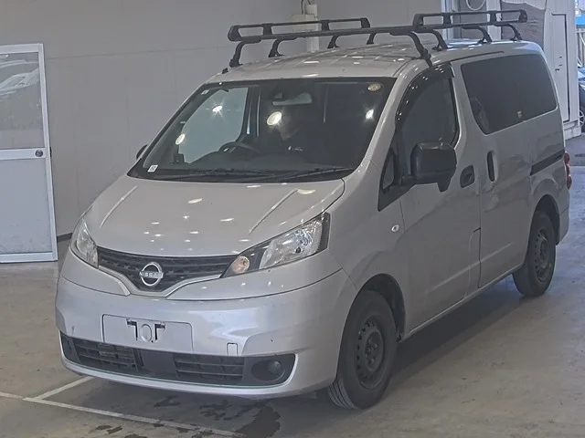 Nissan NV200 — фото 1