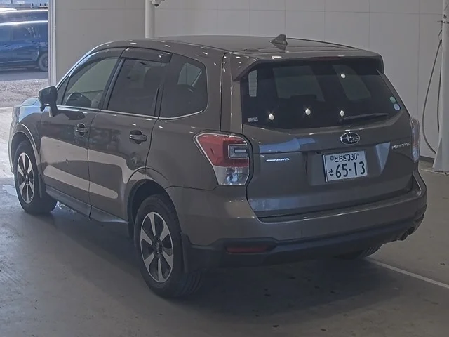 Subaru FORESTER — фото 2