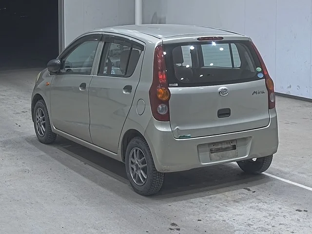 Daihatsu MIRA — фото 2