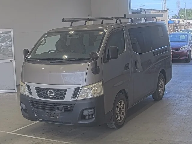 Nissan CARAVAN VAN — фото 1