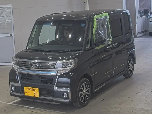 Daihatsu TANTO — фото 1