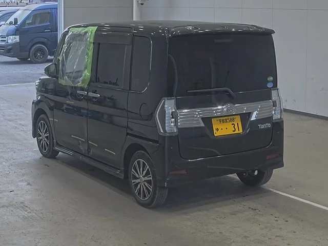 Daihatsu TANTO — фото 2