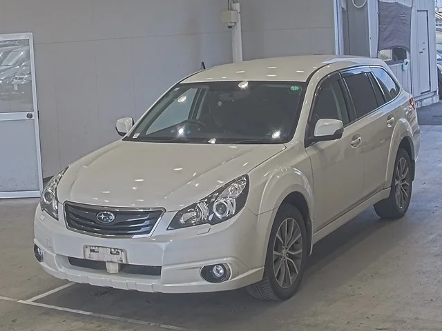 Subaru LEGACY OUTBACK — фото 1