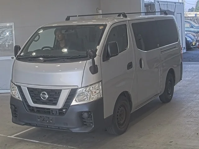 Nissan CARAVAN VAN — фото 1
