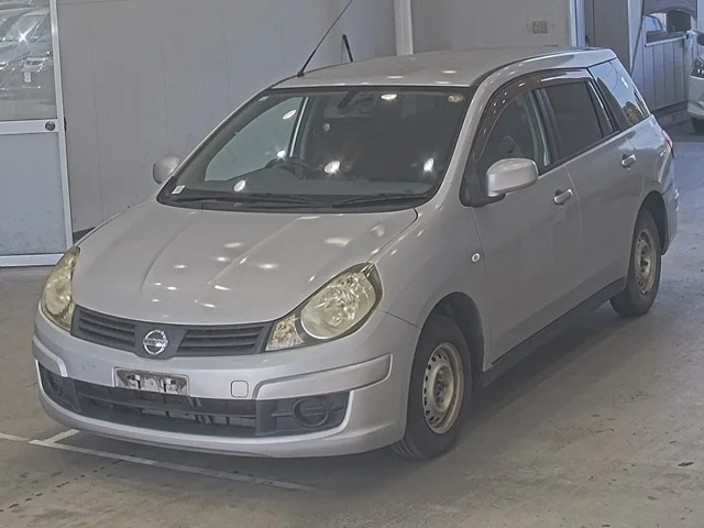 Nissan AD — фото 1