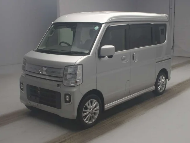 Nissan CLIPPER RIO