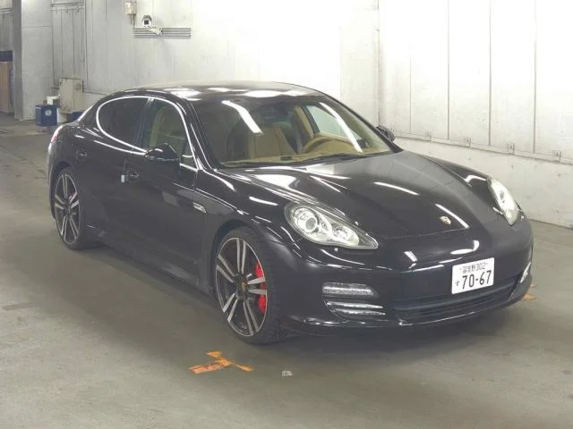 Porsche PANAMERA — фото 1