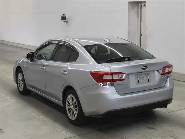 Subaru IMPREZA G4 — фото 2