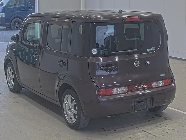 Nissan CUBE — фото 2