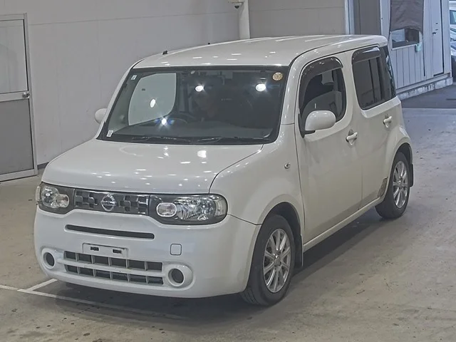 Nissan CUBE — фото 1