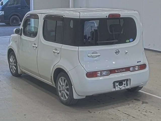 Nissan CUBE — фото 2