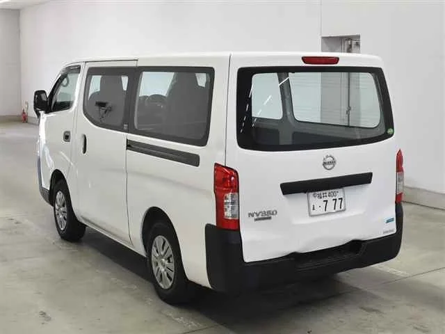 Nissan CARAVAN VAN — фото 2