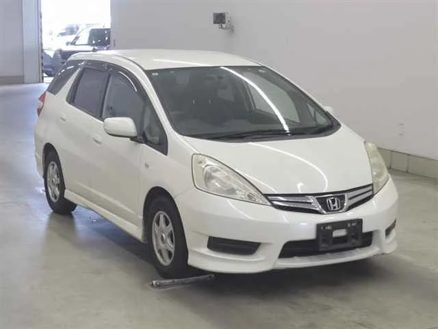Honda FIT SHUTTLE — фото 1
