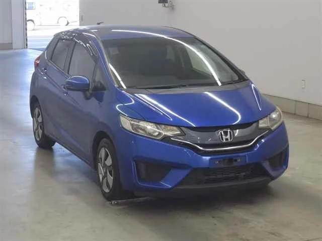 Honda FIT — фото 1
