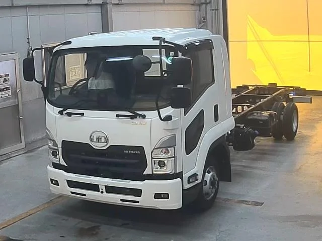 Nissan CONDOR — фото 1